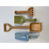 Dantoy BIOplastic Zandschep Set - Dusty Orange/Groen/Lichtblauw (4 delig)
